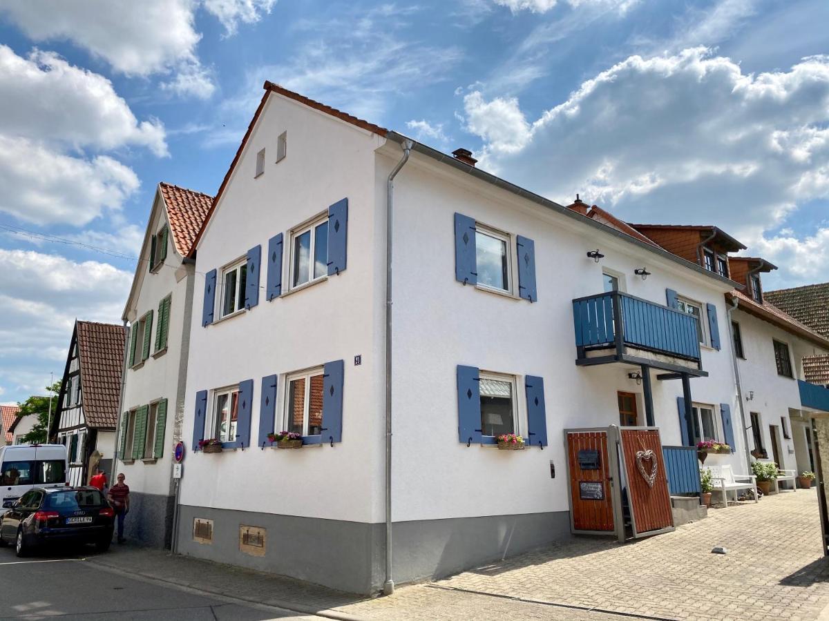 Gaestehaus Sellemols Ferienwohnung Korbmacher Heuchelheim-Klingen Exterior foto